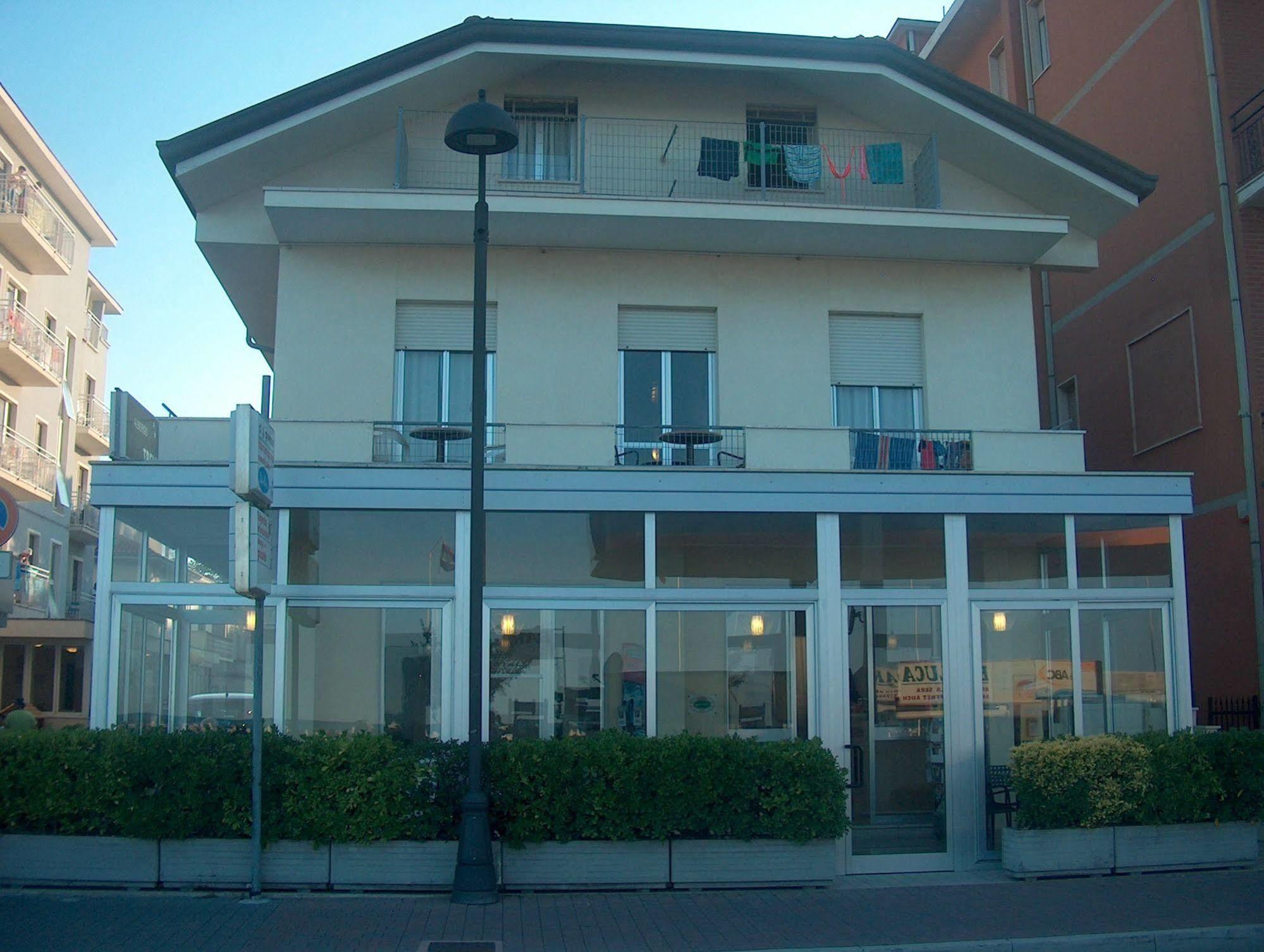 Hotel Trevi Μπελάρια-Ιτζέα Μαρίνα Εξωτερικό φωτογραφία